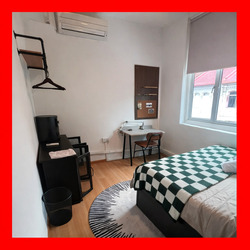 Sims Avenue (D14), Shop House #530848351